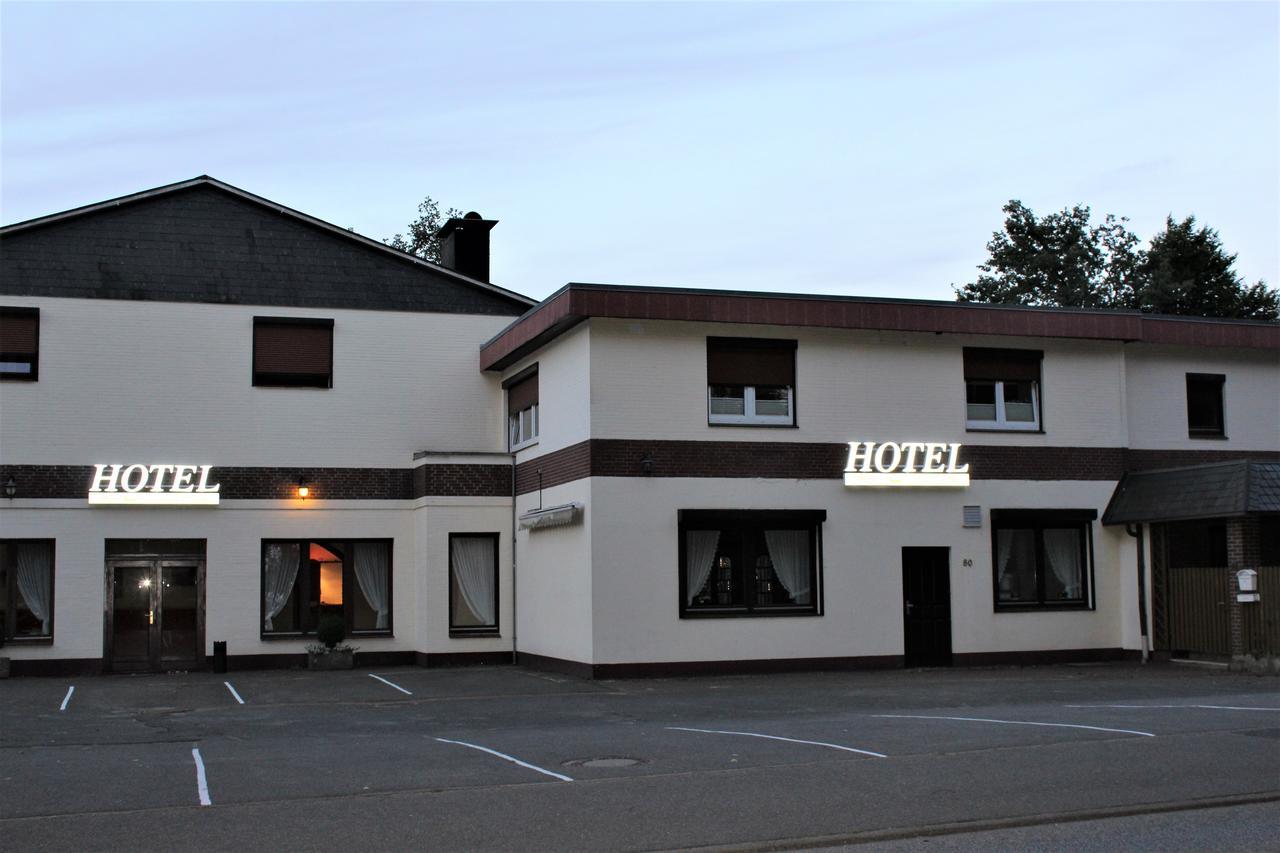 Hotel Alsterquelle Henstedt-Ulzburg Exterior photo